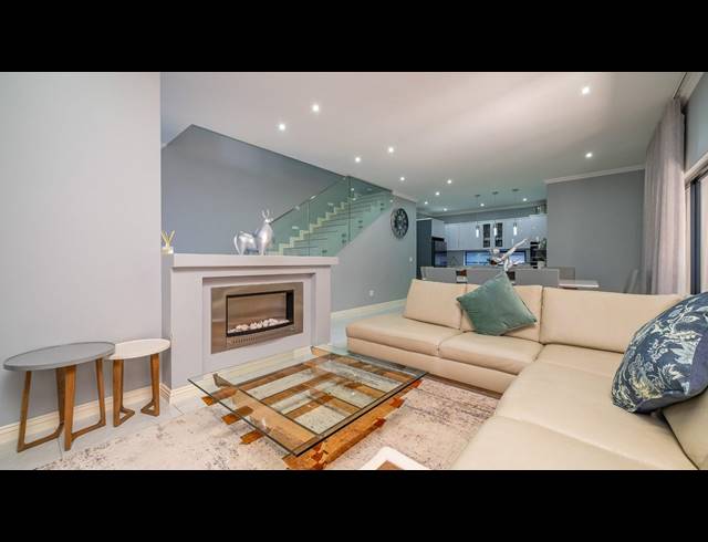 4 BEDROOM CLUSTER FOR SALE IN OLIVEDALE